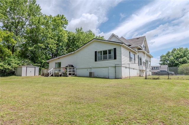900 N Chestnut Street, Harrison, AR 72601
