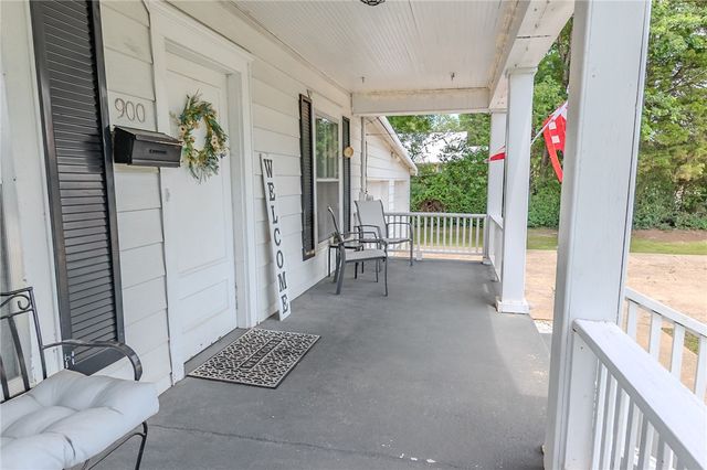 900 N Chestnut Street, Harrison, AR 72601