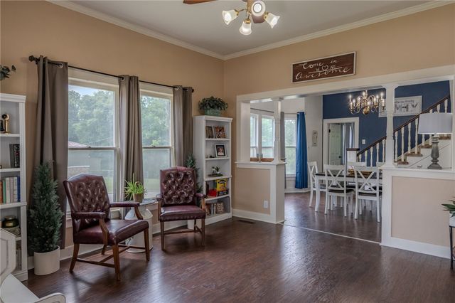 900 N Chestnut Street, Harrison, AR 72601
