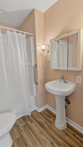 35553 Booth, Westland, MI 48186