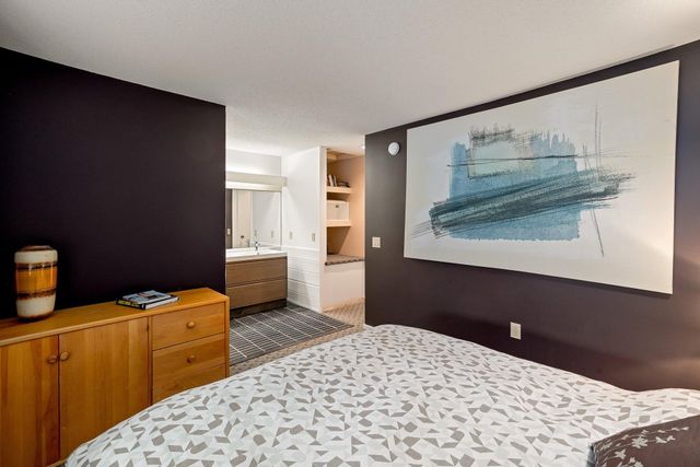 55 Village Green Dr Unit 3C, Stowe, VT 05672