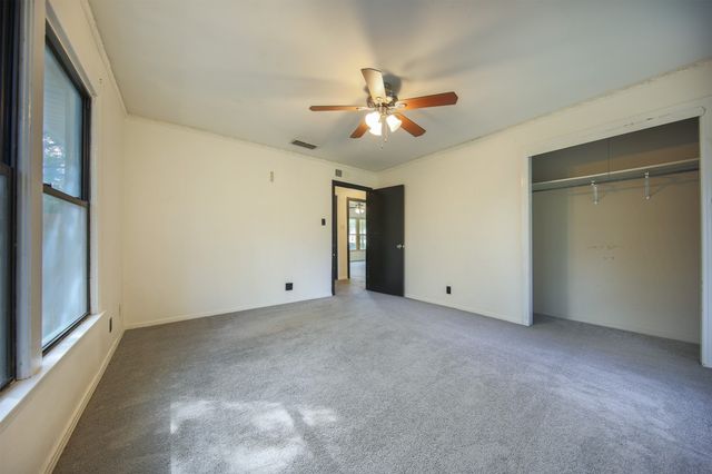 1004 Pecan Street, Canton, TX 75103