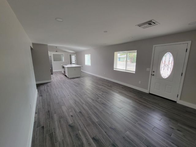 535 W 15th Street, Tempe, AZ 85281