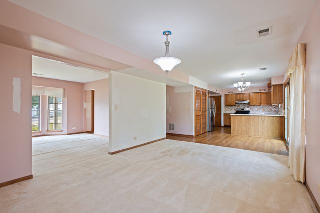 1945 Pastoral Lane, Hanover Park, IL 60133