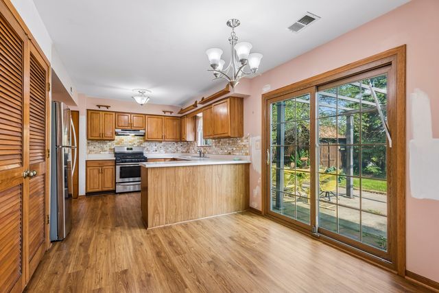 1945 Pastoral Lane, Hanover Park, IL 60133