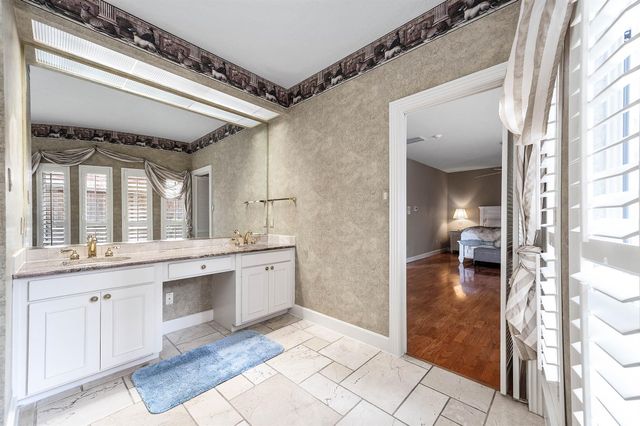 3702 Belle Grove Ln, Sugar Land, TX 77479