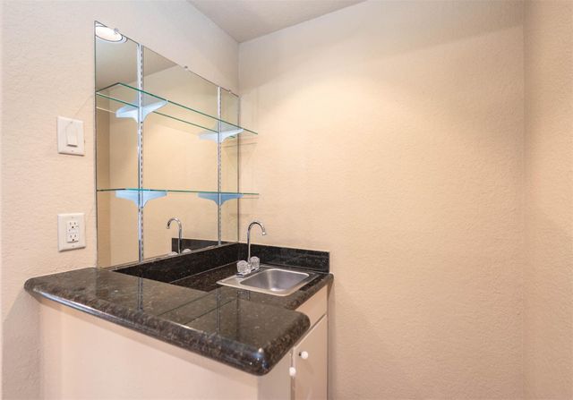 3702 Belle Grove Ln, Sugar Land, TX 77479