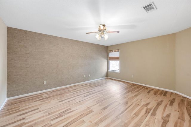 3702 Belle Grove Ln, Sugar Land, TX 77479