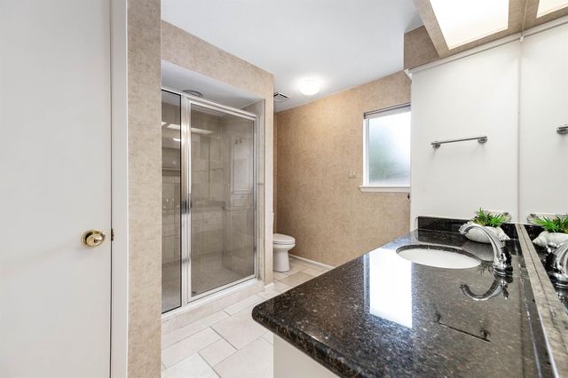 3702 Belle Grove Ln, Sugar Land, TX 77479