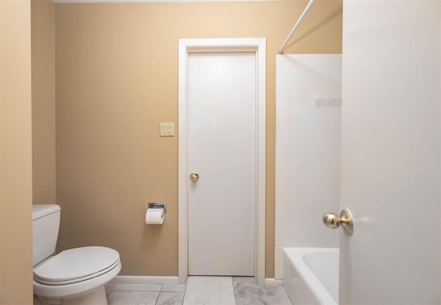 3702 Belle Grove Ln, Sugar Land, TX 77479