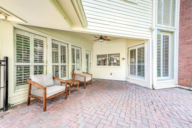 3702 Belle Grove Ln, Sugar Land, TX 77479