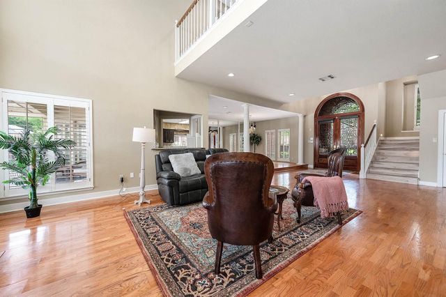 3702 Belle Grove Ln, Sugar Land, TX 77479