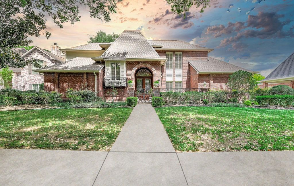 3702 Belle Grove Ln, Sugar Land, TX 77479