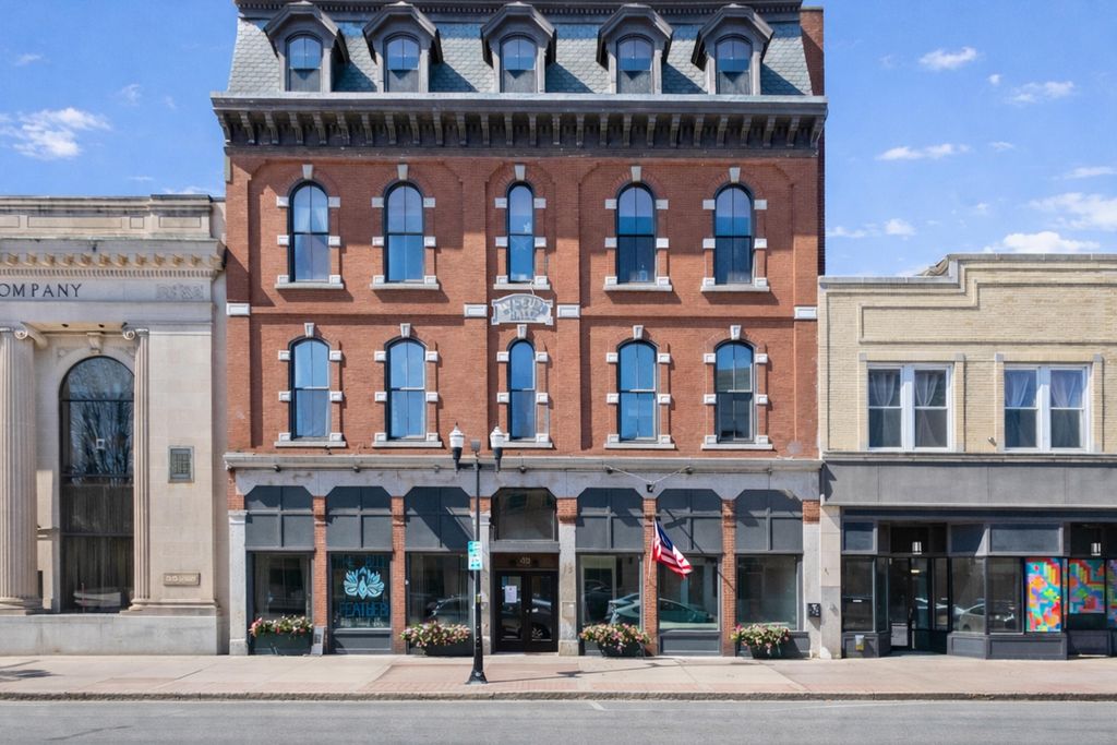49 Lisbon Street 2, Lewiston, ME 04240 — exterior