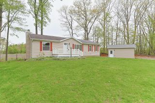 8497 Lake Road, Berrien Twp, MI 49102