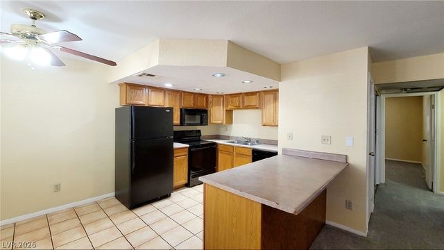 1204 Observation Drive 101, Las Vegas, NV 89128
