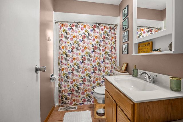 S69W14596 Cornell DRIVE, Muskego, WI 53150