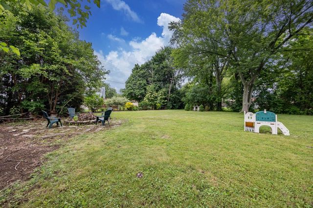 S69W14596 Cornell DRIVE, Muskego, WI 53150