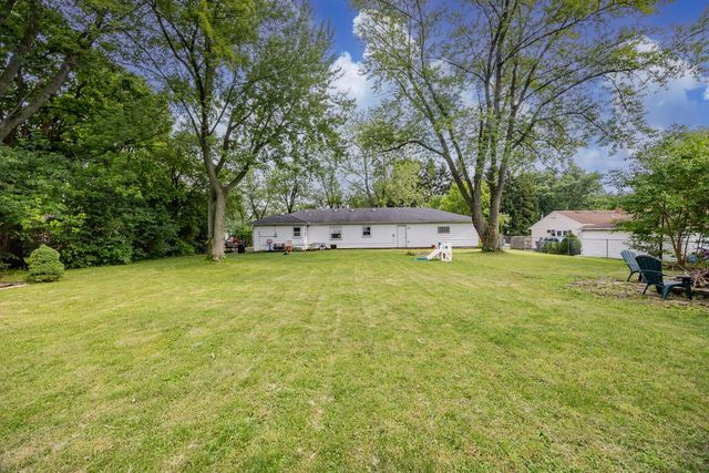 S69W14596 Cornell DRIVE, Muskego, WI 53150