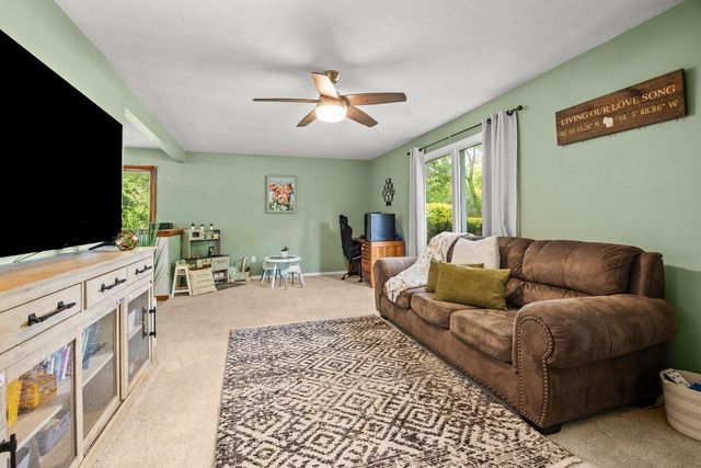 S69W14596 Cornell DRIVE, Muskego, WI 53150