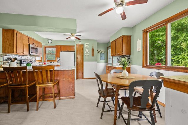 S69W14596 Cornell DRIVE, Muskego, WI 53150