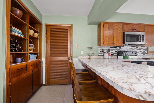 S69W14596 Cornell DRIVE, Muskego, WI 53150