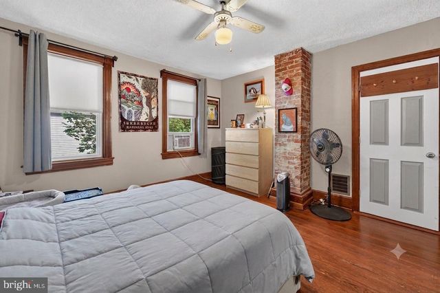 109 W EVESHAM AVE, Magnolia, NJ 08049