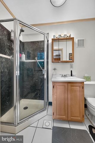 109 W EVESHAM AVE, Magnolia, NJ 08049