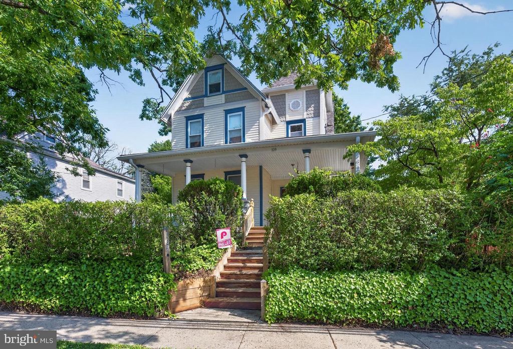 109 W EVESHAM AVE, Magnolia, NJ 08049