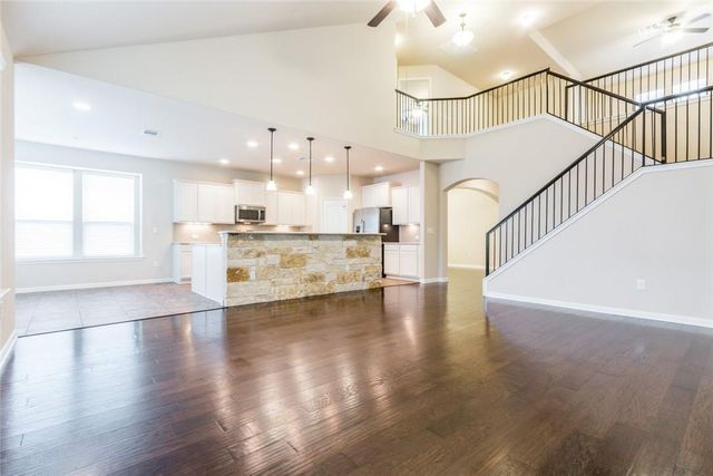 1917 Tawakoni DR, Round Rock, TX 78664