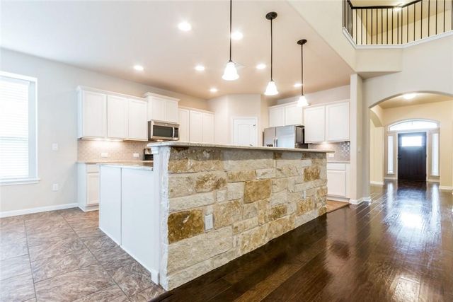 1917 Tawakoni DR, Round Rock, TX 78664