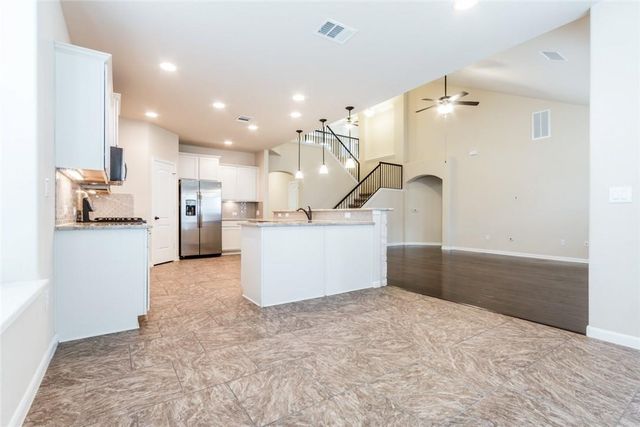 1917 Tawakoni DR, Round Rock, TX 78664