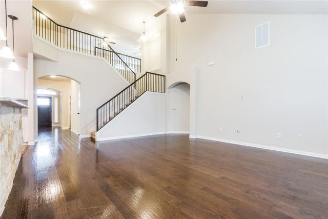 1917 Tawakoni DR, Round Rock, TX 78664