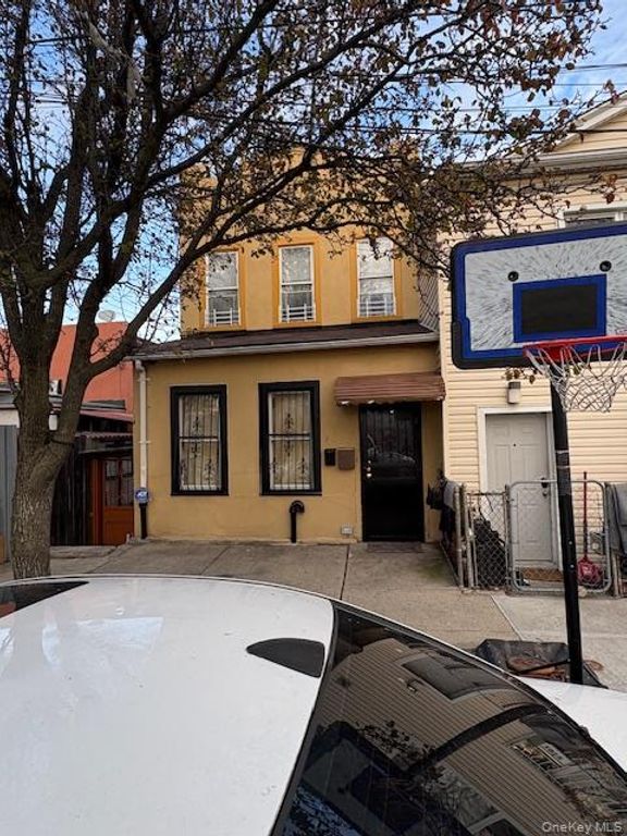 1011 Hemlock Street, Brooklyn, NY 11208 — exterior