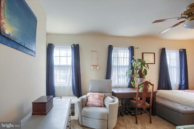 6 CLAIRES WAY, Fredericksburg, PA 17026