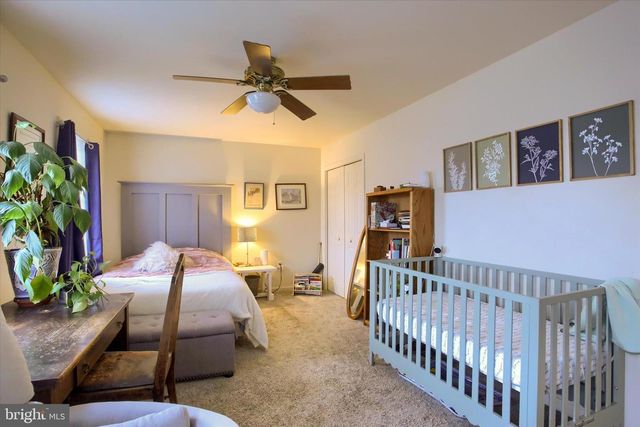 6 CLAIRES WAY, Fredericksburg, PA 17026