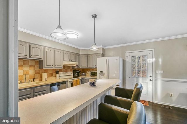 75 EDGEWOOD DR, Mineral, VA 23117