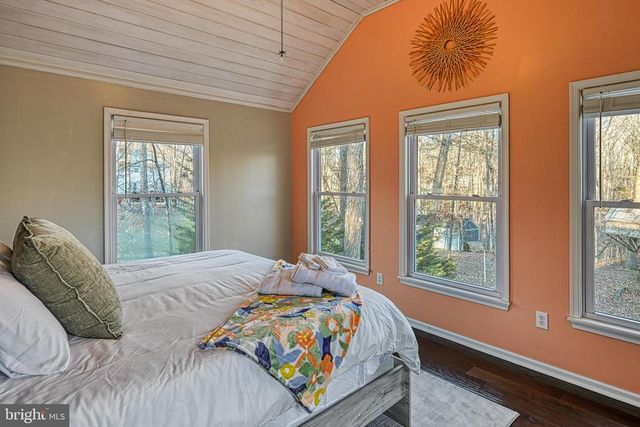 75 EDGEWOOD DR, Mineral, VA 23117