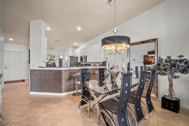 10020 Siesta Bay DR 9026, Naples, FL 34120