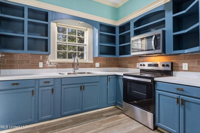 4418 Welch Avenue, Moss Point, MS 39563