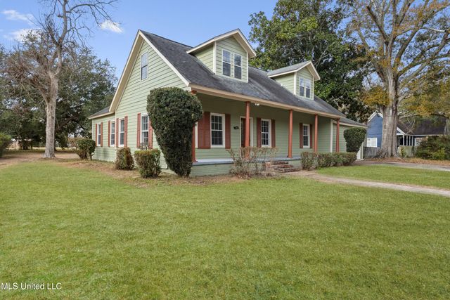 4418 Welch Avenue, Moss Point, MS 39563