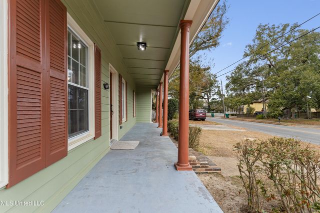 4418 Welch Avenue, Moss Point, MS 39563