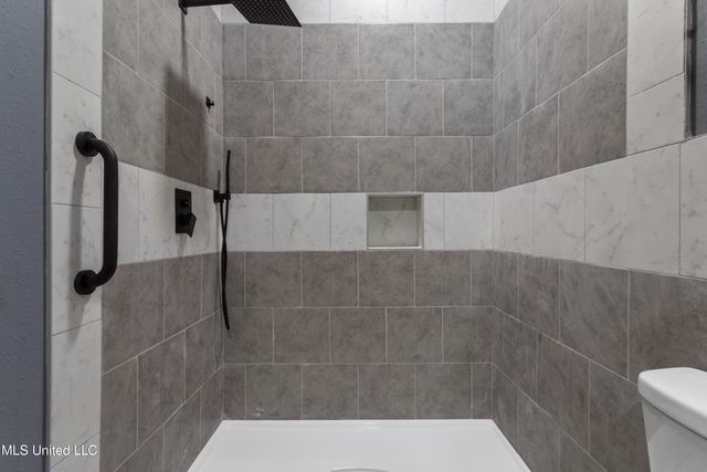 4418 Welch Avenue, Moss Point, MS 39563