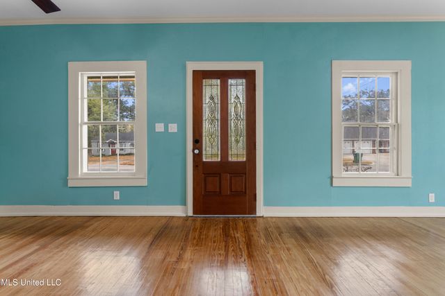 4418 Welch Avenue, Moss Point, MS 39563