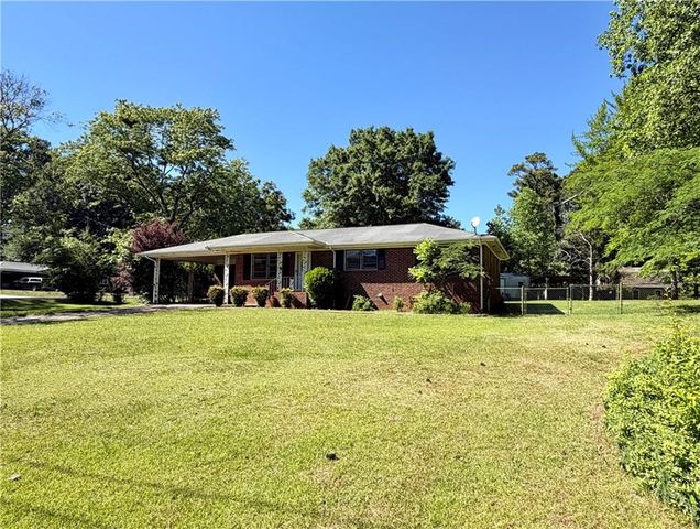 3950 Hubert Drive, Powder Springs, GA 30127