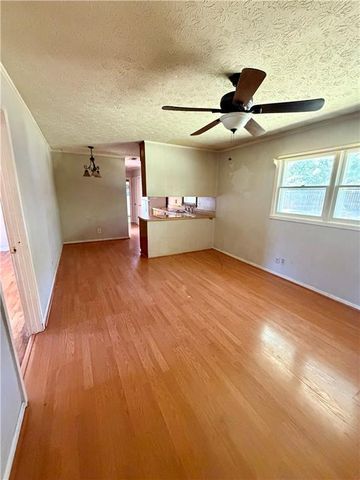 3950 Hubert Drive, Powder Springs, GA 30127