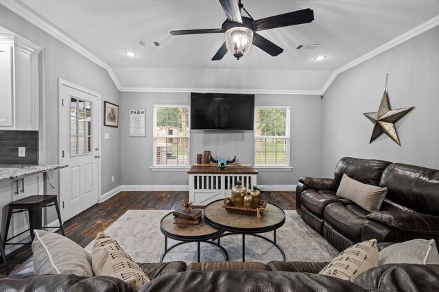 175 Porter Road, Bartonville, TX 76226