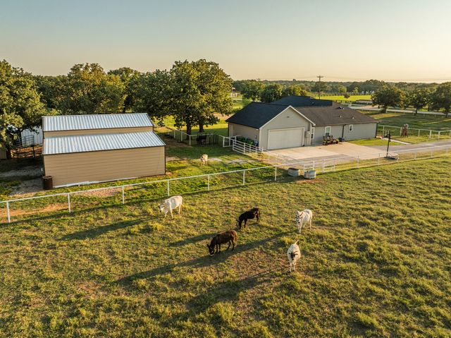 175 Porter Road, Bartonville, TX 76226