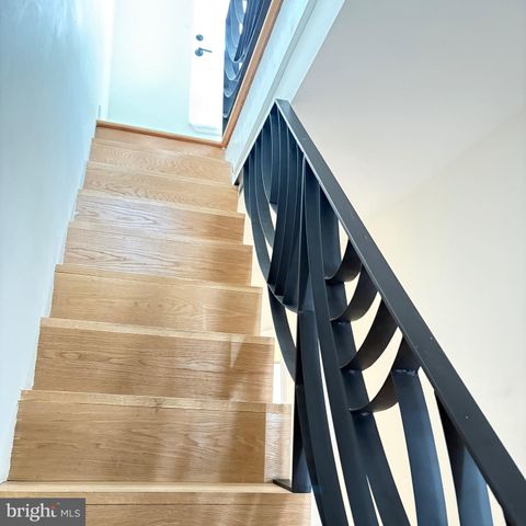 1412 N 4TH ST N, Philadelphia, PA 19122