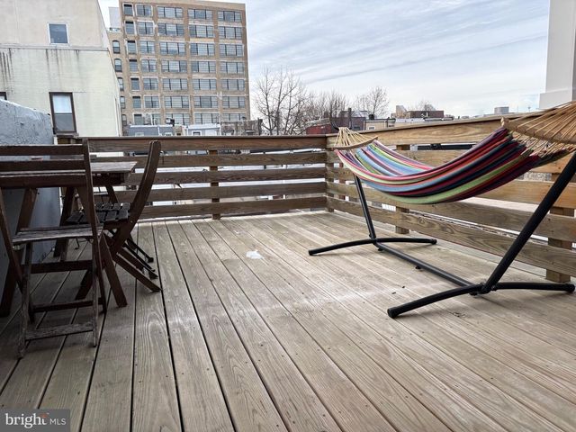 1412 N 4TH ST N, Philadelphia, PA 19122